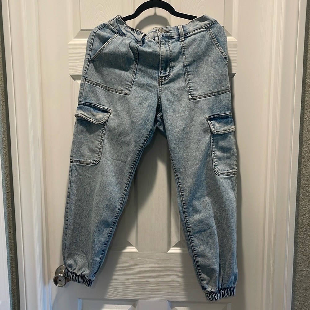 So Cargo Pants size 7 28w